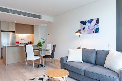 LUXURY APARTMENT / / MOMENTS TO LANE COVE VILLAGE - Cruises Travel 3