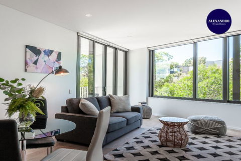 LUXURY APARTMENT / / MOMENTS TO LANE COVE VILLAGE - Cruises Travel 2