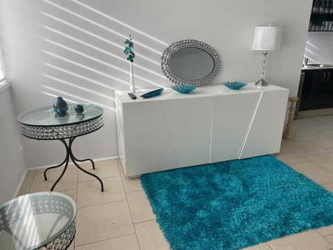 Luxury Apartment, Perfect Location - Cruises Travel 1
