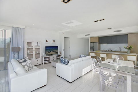 LUXURY BALE PENTHOUSE & JACUZZI SPA 1328 NORTH CULTURE - Travel Search 3