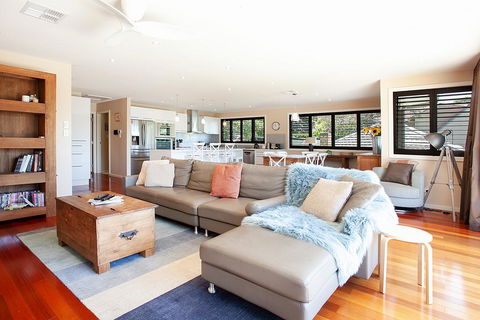 Luxury Family Entertainer Minutes From Manly Beach - Cruises Travel 0