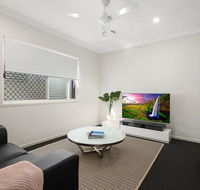 Luxury Home close to Sleemans QE2 Hospital  Griffith Uni - Cruises Travel