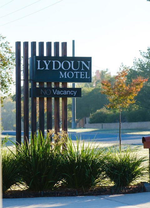 Lydoun Motel - Cruises Travel 3