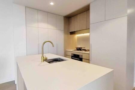 Macquarie Park 2beds 2 Bath 400m To Station, Free WIFI, Parking, Netflix - Cruises Travel 1