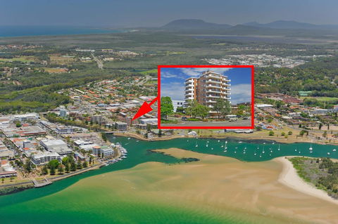 Macquarie Towers 17 1 Waugh Street - Travel Agents 2