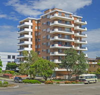 Macquarie Towers 17 1 Waugh Street - Travel Agents