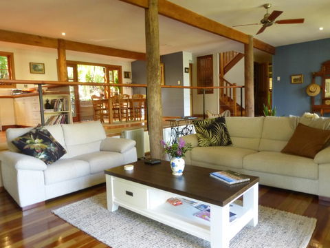 Magnolia Cottage - Travel Search 3