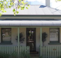 Magnolia Cottage - Travel Agents