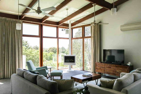 Maldon Views - Tourism Guide 0