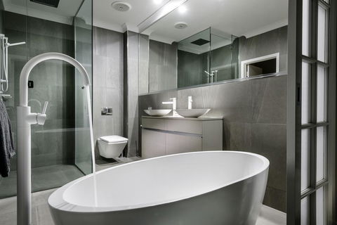 Mangrove Hotel - Travel Agents 3