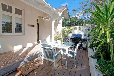 Manly Beachside 2 Bedroom House - Cruises Travel 0