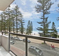 Manly Sandgate by the beach - Cruises Travel