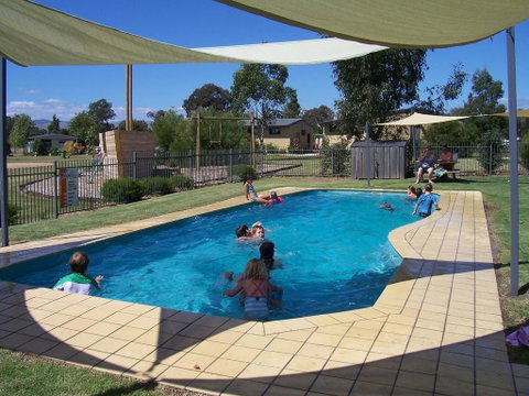 Mansfield Holiday Park - Tourism Guide 0