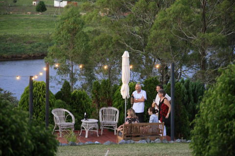 Mansfield On The Manning - Travel Agents 1
