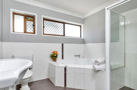 MAS Country Jackie Howe Motel - Tourism Guide 3