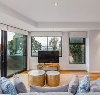 Melbourne Holiday Apartments Williamstown - Travel Agents