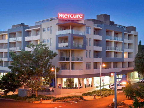 Mercure Centro Port Macquarie - Tourism Guide 0