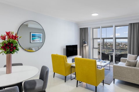 Meriton Suites Bondi Junction - Tourism Guide 0