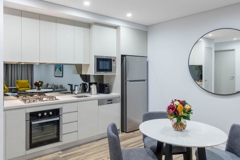 Meriton Suites Bondi Junction - Tourism Guide 1