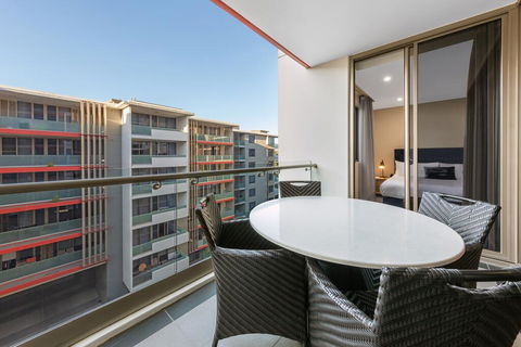 Meriton Suites North Ryde - Cruises Travel 3