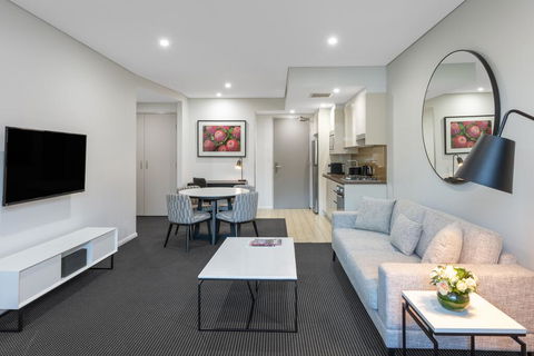 Meriton Suites North Ryde - Cruises Travel 2