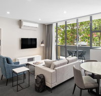 Meriton Suites Waterloo - Tourism Guide