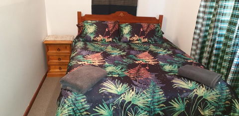 Mermaid Beachside Accommodation - Travel Search 1