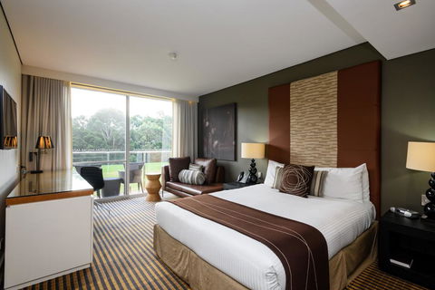 MGSM Executive Hotel & Conference Centre - Cruises Travel 0