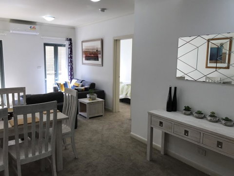 MH CBD Private Apartment @ Flinders Lane - Tourism Guide 0