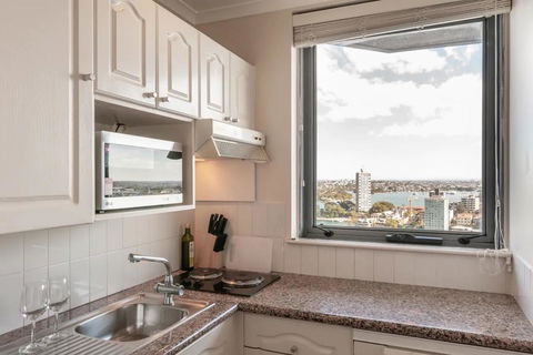 Milsons Point Apartment With Harbour Bridge Views - Cruises Travel 3