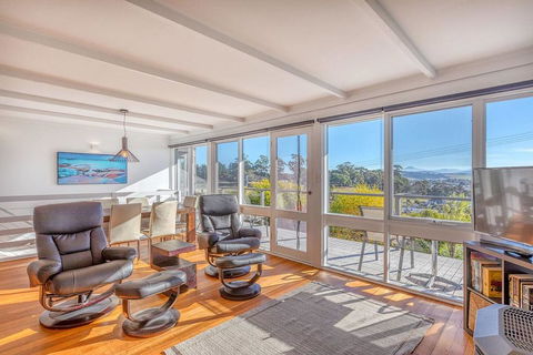 Mimosa Holiday House - Travel Search 0