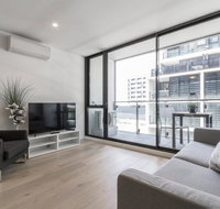 Modern  Bright 2BR Apt- Parking WIFI Pool  Gym - Tourism Guide