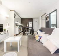 MODERN 2 BEDROOMS -SOUTHERN CROSS STATION - Tourism Guide