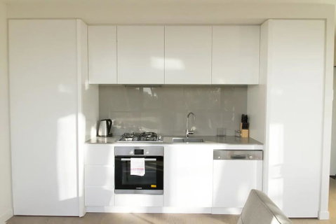 Modern Light-Filled 1 Bed In South Melbourne - Tourism Guide 2
