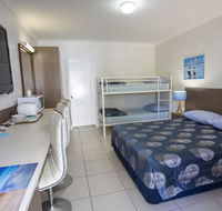 Moffat Beach Motel Caloundra - Cruises Travel