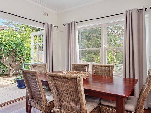 Mon Reve' 4A Tallean Road - Pet Friendly Three Bedroom Property With Air Conditioning - Cruises Travel 3
