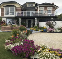 Moonlight Bay BB Guest House - Tourism Guide