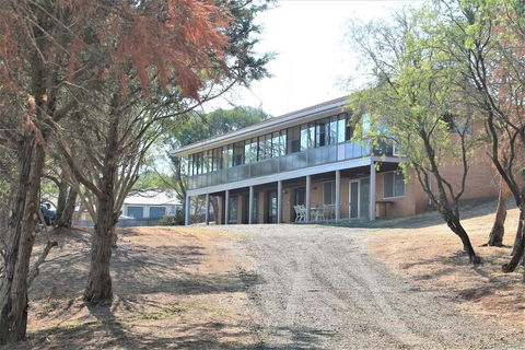 Most Affordable Holiday Home Toowoomba - Cruises Travel 0