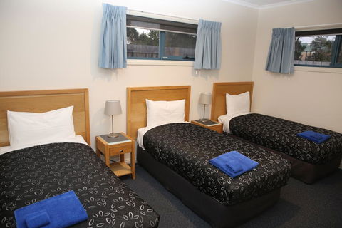 Motel On A'Beckett - Travel Search 3