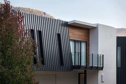 Mountain Mist Retreat - 5 Bedrooms - Travel Agents 3