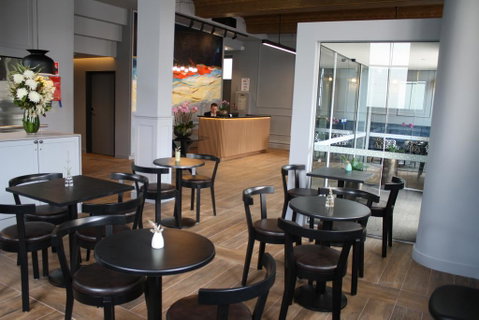Mrs Banks Hotel - Tourism Guide 2