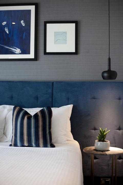 Mrs Banks Hotel - Tourism Guide 3