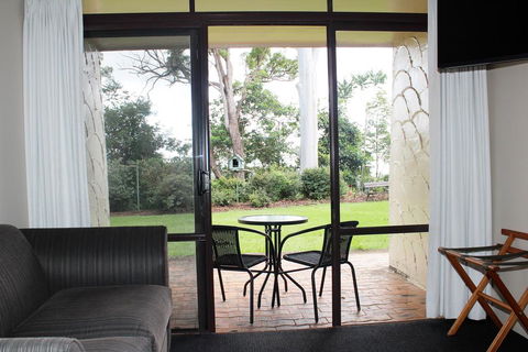 Mt Tamborine Motel - Travel Search 3