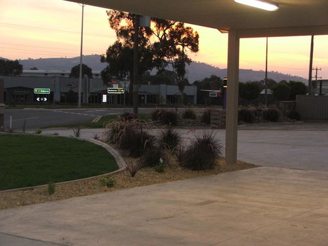 Murray Valley Motel - Travel Agents 2