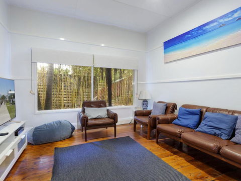 Myall River Cottage - Travel Agents 3