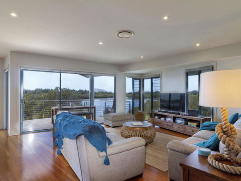 Myall River Magic - Travel Agents 0
