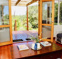 Nagoondie Studio - Tourism Guide