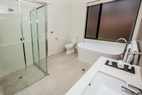 Neagles Retreat Villas - Travel Search 2