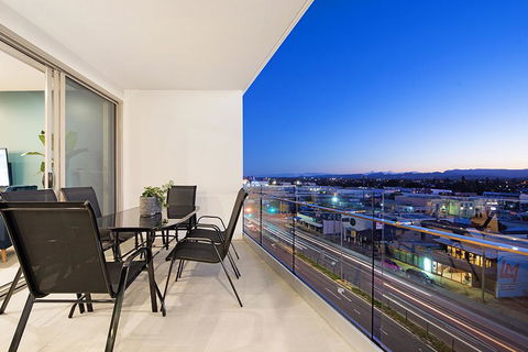 NEO Apartments Mermaid Beach - Tourism Guide 2