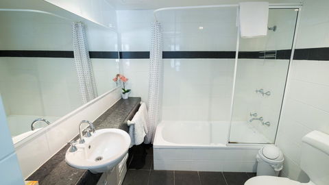 Dowler Apartments Subiaco - Travel Search 13
